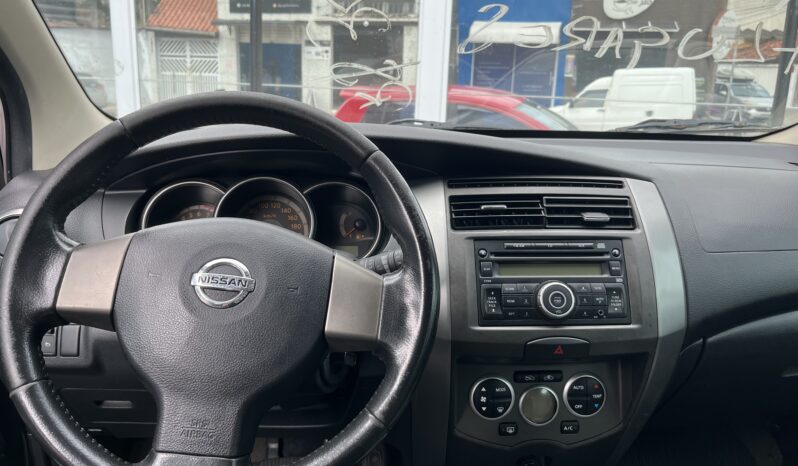 
								Nissan Grand Livina 2010 7 Lugares full									